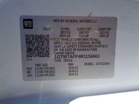 Used 2024 GMC Savana 2500 w/ Driver Convenience Package RWD image 22