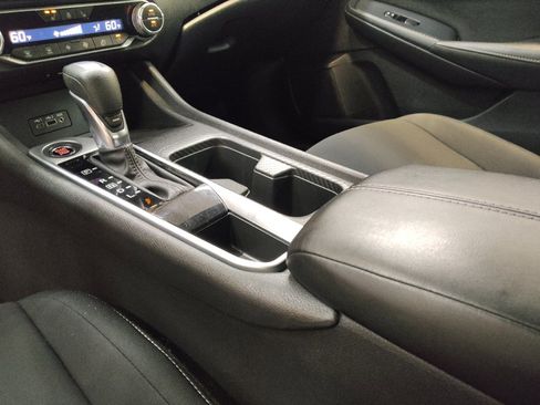 Used 2023 Nissan Sentra SV w/ All-Weather Package FWD image 26