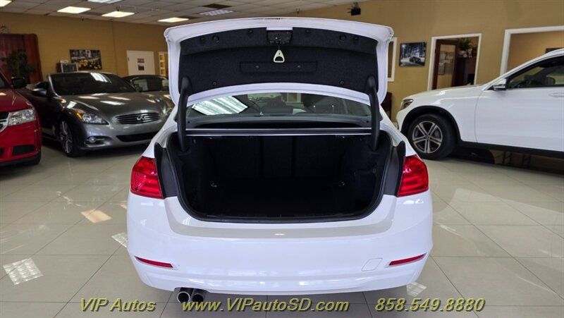 Used 2013 BMW 328i Sedan RWD image 9