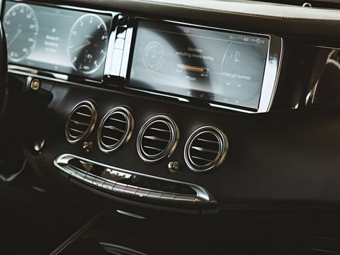 Used 2016 Mercedes-Benz S 550 4MATIC Coupe image 29