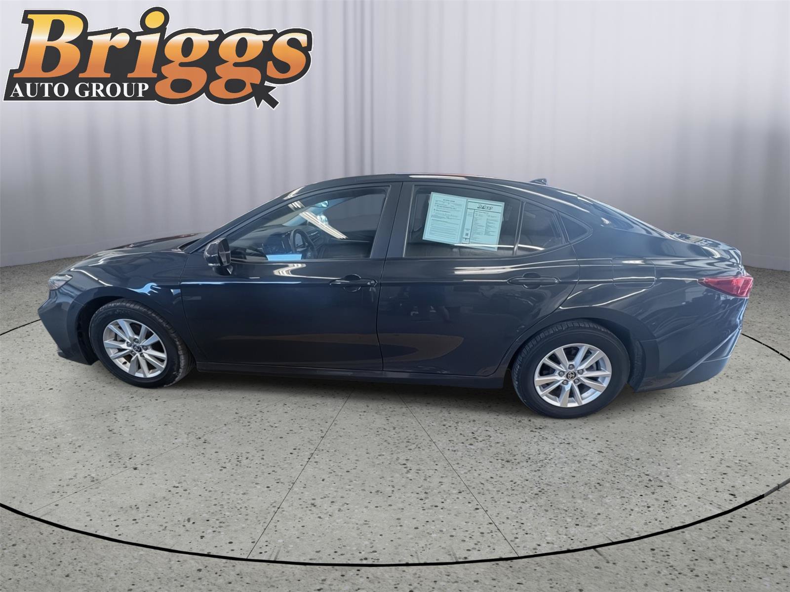 Used 2025 Toyota Camry LE FWD image 2