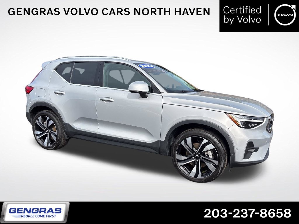 Certified 2024 Volvo XC40 B5 Plus w/ Climate Package AWD/4WD image 1
