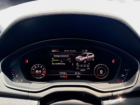 Used 2020 Audi SQ5 Prestige w/ Prestige Package AWD/4WD image 28
