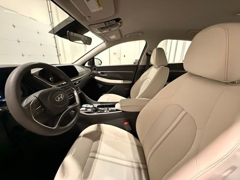 Used 2023 Hyundai Sonata SEL image 16