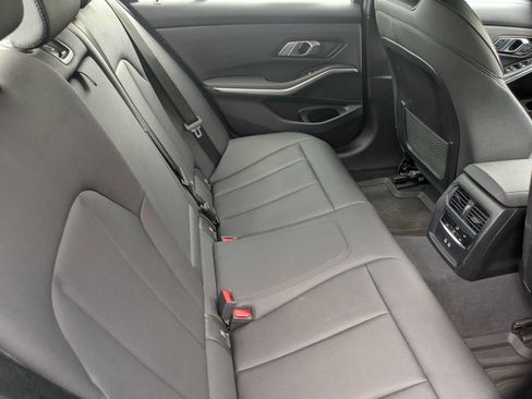 Used 2021 BMW 330i xDrive Sedan w/ Premium Package AWD/4WD image 22
