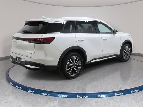Certified 2026 INFINITI QX60 Luxe w/ Cargo Package AWD/4WD image 5