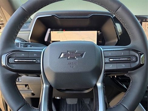 New 2026 Chevrolet Colorado ZR2 w/ Off-Road Front Bumper Package image 24