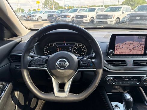 Used 2021 Nissan Altima 2.5 SL FWD image 25