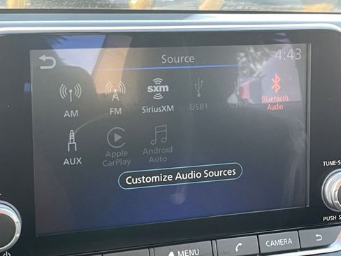 Used 2025 Nissan Sentra SV image 20