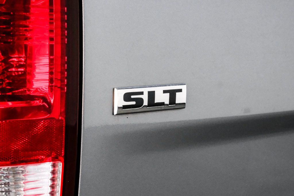 Used 2021 RAM 1500 Classic SLT AWD/4WD image 55