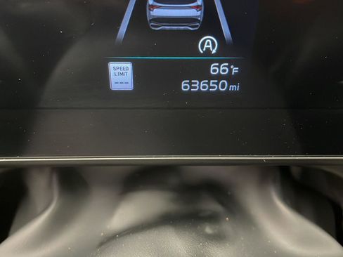 Used 2023 Kia Sportage EX image 15