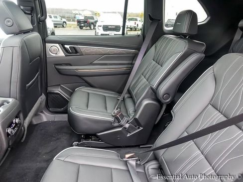 New 2026 Buick Enclave Avenir w/ Super Cruise Package image 13