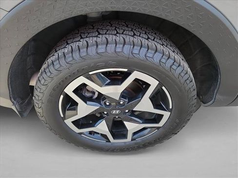 Used 2022 Hyundai Santa Cruz Limited AWD/4WD image 11