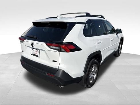 Used 2023 Toyota RAV4 XLE w/ Convenience Package FWD image 5