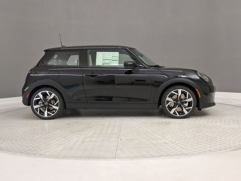 New 2026 MINI Cooper 2-Door Hardtop FWD image 6