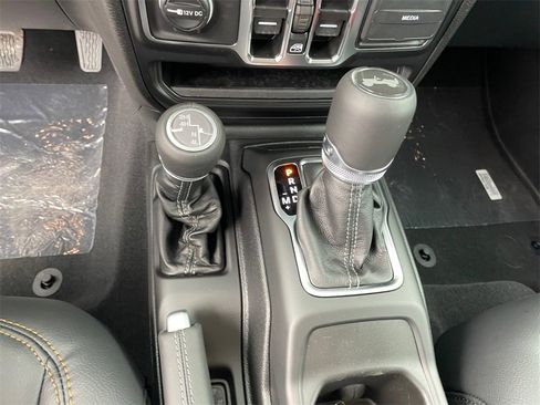 New 2025 Jeep Wrangler Sahara image 20