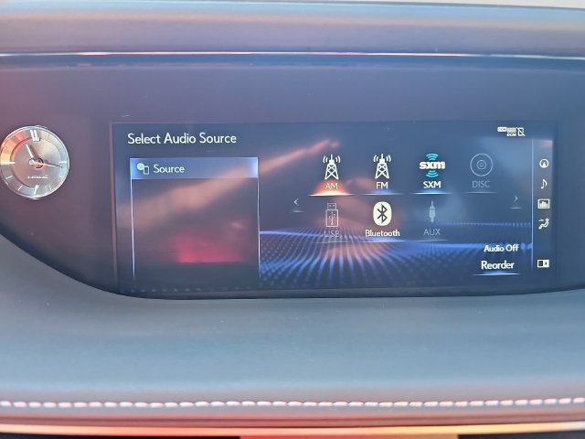 Used 2020 Lexus LS 500 w/ Interior Upgrade Package RWD image 25