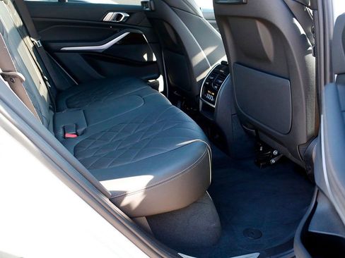 Used 2023 BMW X5 xDrive40i w/ Premium Package image 33