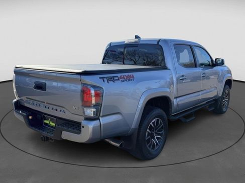 Used 2020 Toyota Tacoma TRD Sport image 6