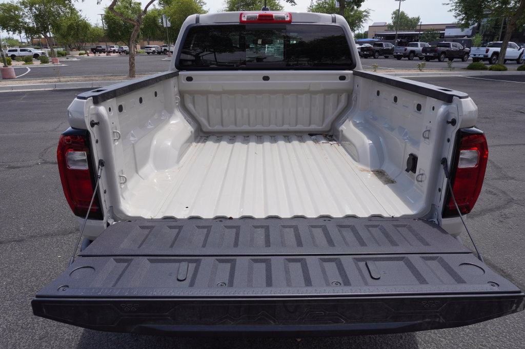 New 2026 GMC Canyon Elevation w/ Convenience Package RWD image 9