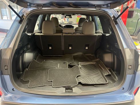 Used 2025 Subaru Forester AWD/4WD image 23