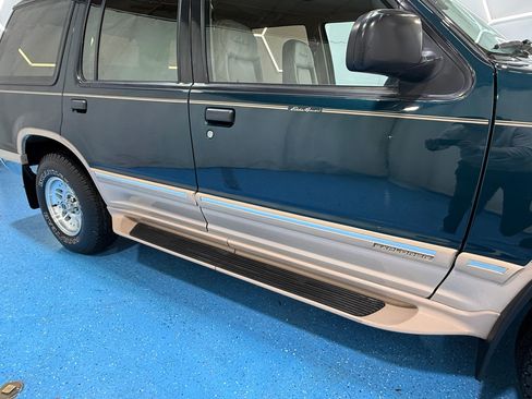 Used 1994 Ford Explorer 4WD 4-Door image 10
