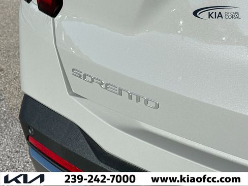 New 2026 Kia Sorento S image 10