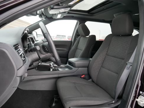 Certified 2024 Dodge Durango SXT w/ SXT Blacktop Group image 33