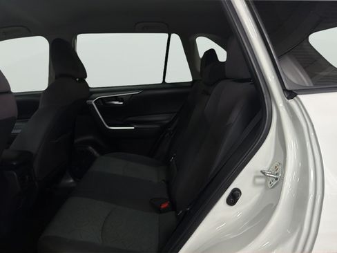 Used 2023 Toyota RAV4 XLE AWD/4WD image 25