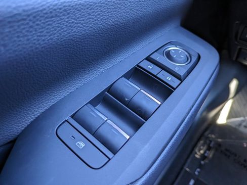 New 2026 Toyota Prius Plug-In Hybrid FWD image 20