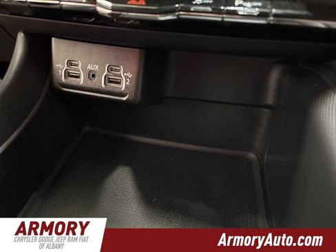 Used 2023 Dodge Durango GT image 19