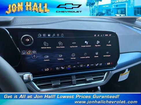 New 2026 Chevrolet Equinox EV LT image 30