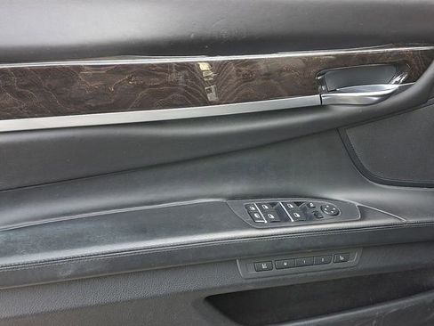 Used 2012 BMW ALPINA B7 xDrive image 15