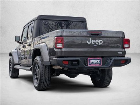 Used 2023 Jeep Gladiator Overland image 8