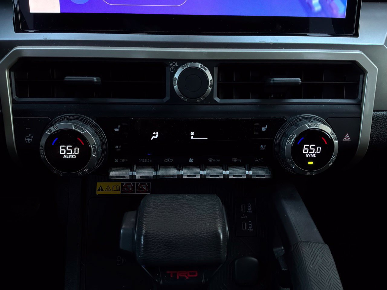 Used 2024 Toyota Tacoma TRD Off-Road w/ TRD Off Road Premium Package AWD/4WD image 42