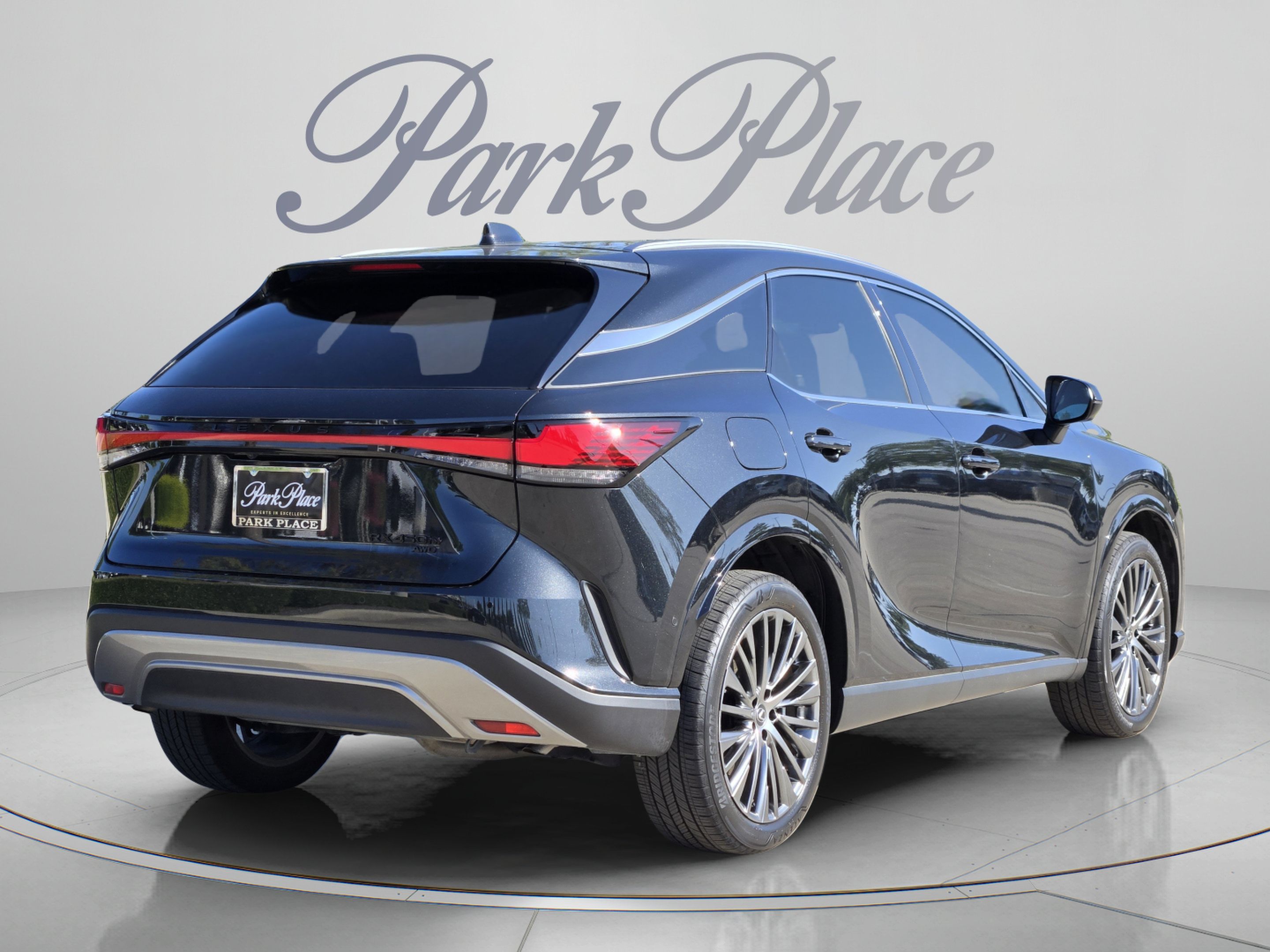 Certified 2025 Lexus RX 450h AWD w/ Convenience Package image 5