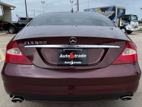 Used 2007 Mercedes-Benz CLS 550 image 9