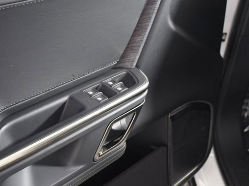 Used 2023 Rivian R1S Adventure image 15