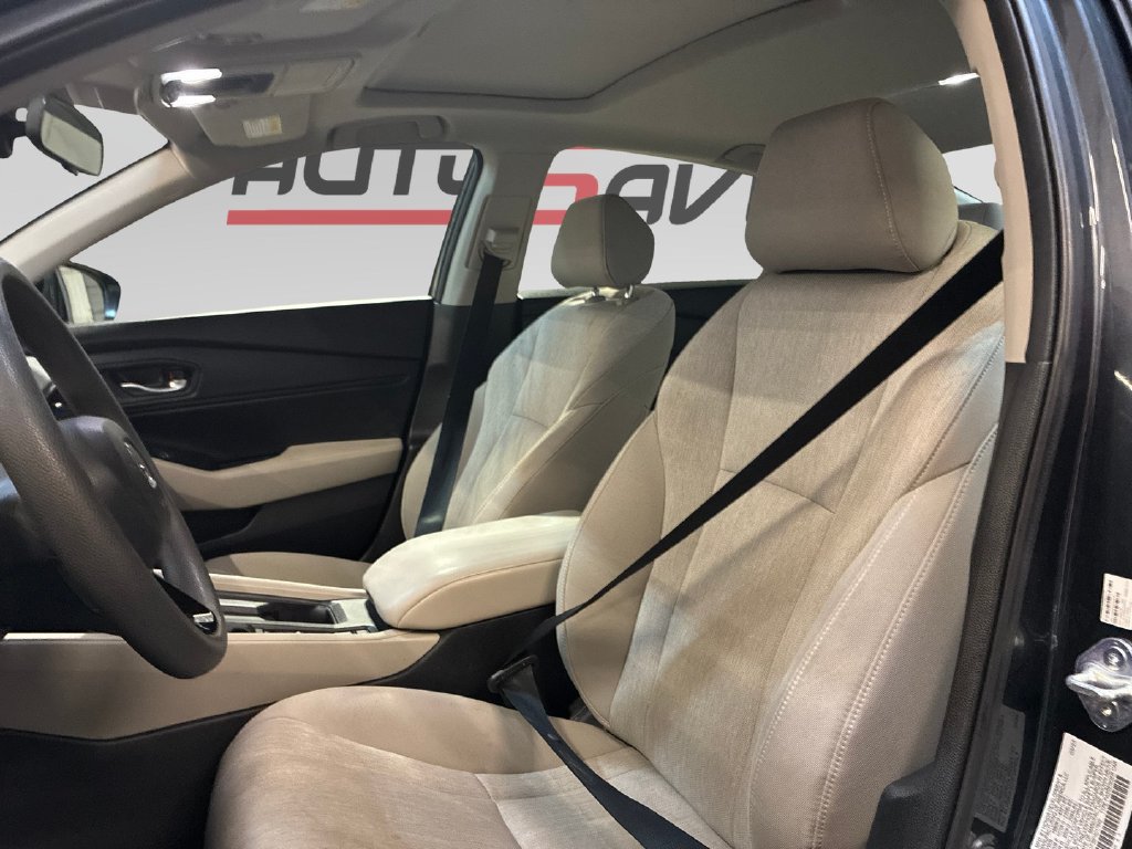 Used 2023 Honda Accord EX image 11
