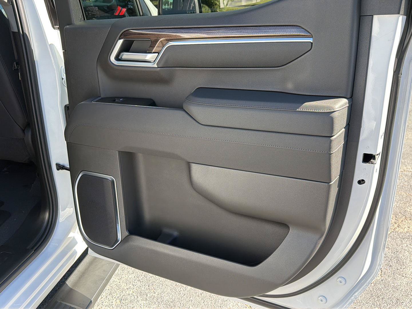 New 2026 Chevrolet Silverado 1500 RST AWD/4WD image 15