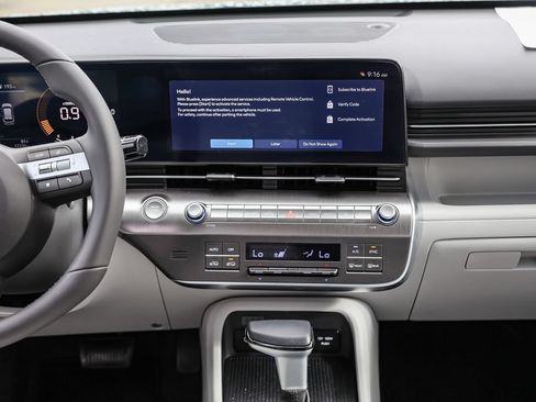 Used 2024 Hyundai Kona SEL FWD image 13