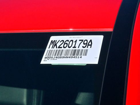 Used 2017 Mercedes-Benz CLA 250 4MATIC image 31