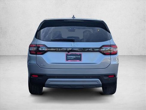 New 2025 Honda Pilot EX-L image 7