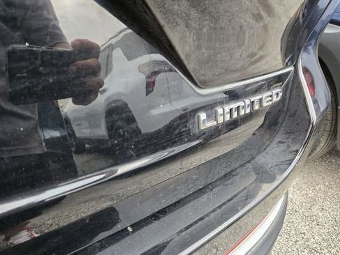 Used 2023 Jeep Grand Cherokee Limited w/ Trailer Tow Prep Group (B) RWD image 10