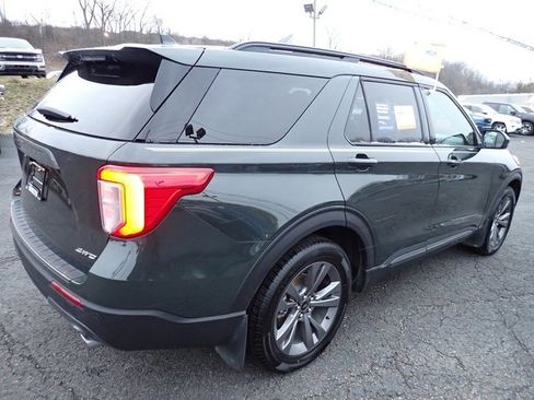 Certified 2023 Ford Explorer XLT w/ Equipment Group 202A image 9