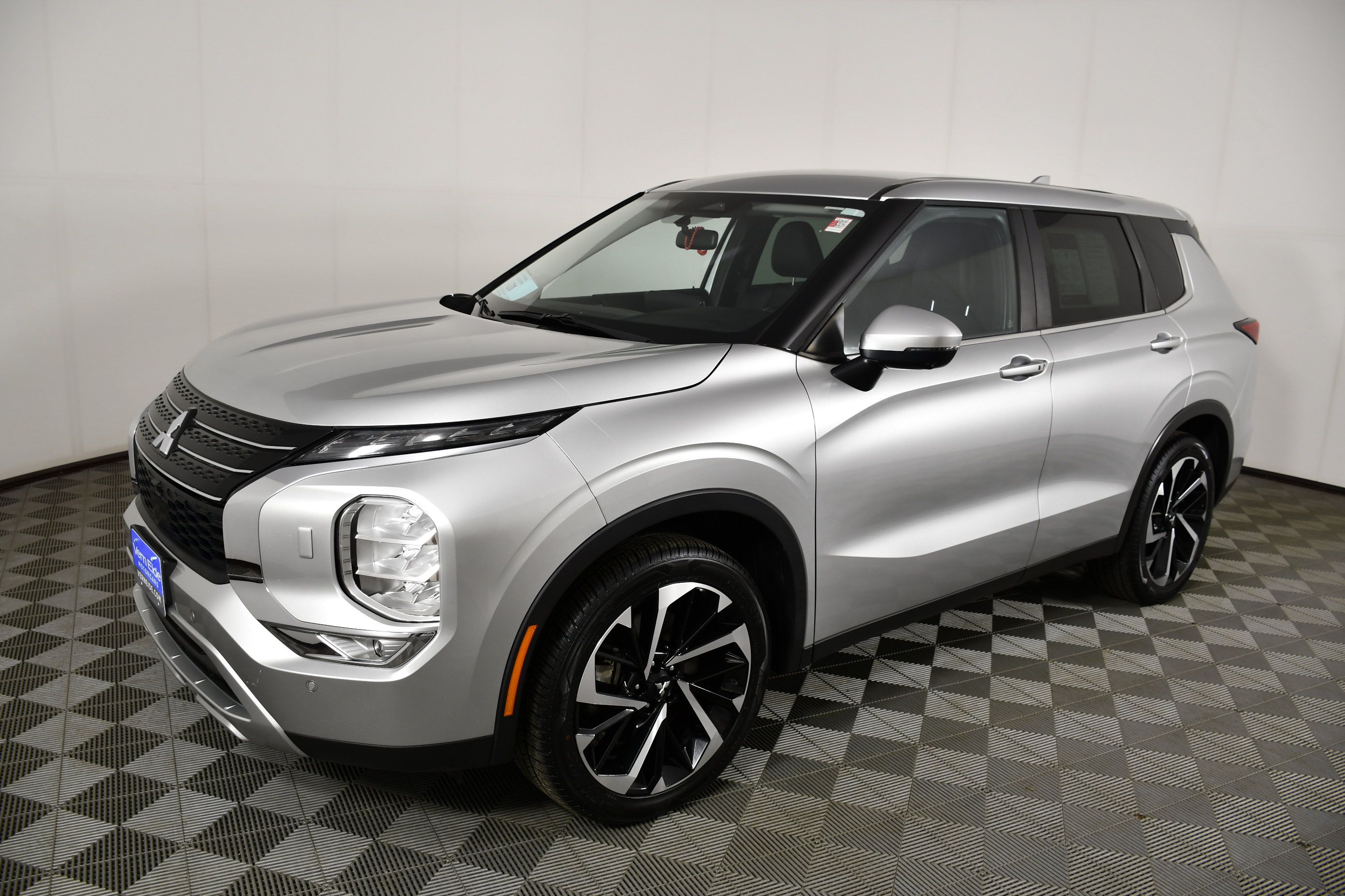 Used 2022 Mitsubishi Outlander SE AWD/4WD image 10