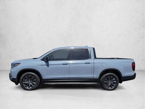 Used 2023 Honda Ridgeline Sport image 10