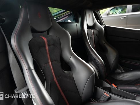 Used 2017 Ferrari 488 GTB RWD image 32