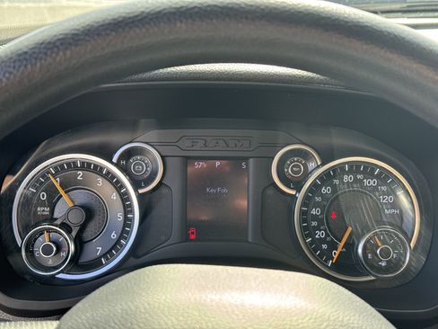 Used 2021 RAM 2500 Big Horn image 30