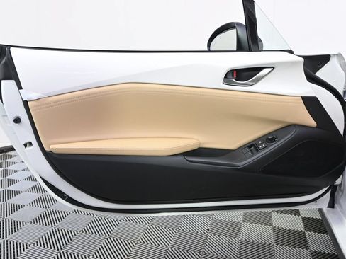 New 2026 MAZDA MX-5 Miata RF Grand Touring RWD image 23